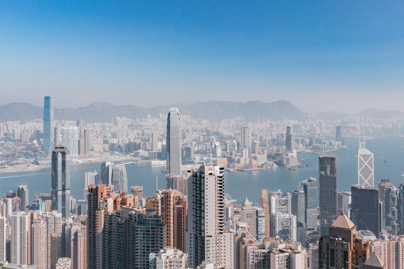 俯瞰香港中环高楼 — Bird's-eye view of Hong Kong Central towers